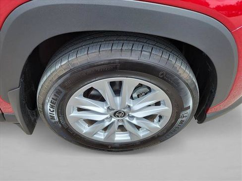 Used 2026 Toyota Corolla Cross LE FWD image 10