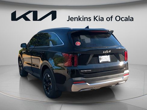 New 2026 Kia Sorento S w/ S Panoramic Sunroof Package image 5