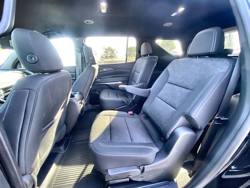 Certified 2026 Chevrolet Traverse LT w/ Driver Confidence Package image 16