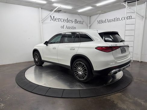 Certified 2026 Mercedes-Benz GLC 300 image 5