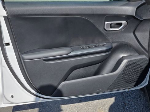 New 2026 Kia K4 LXS FWD image 19