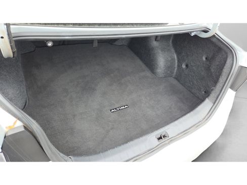 Used 2024 Nissan Altima 2.5 SR image 23