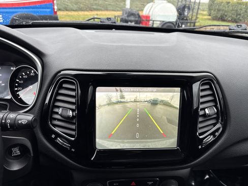 Certified 2020 Jeep Compass Limited image 29