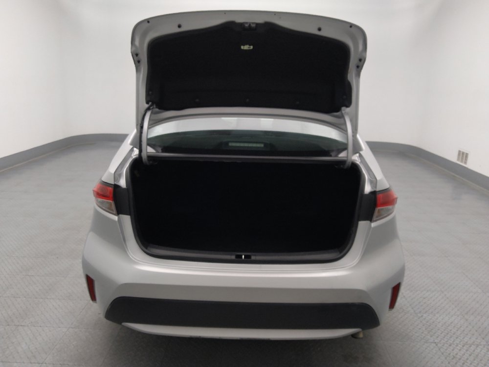Used 2022 Toyota Corolla LE FWD image 29