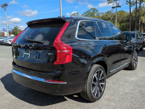 Certified 2023 Volvo XC90 B5 Plus image 4