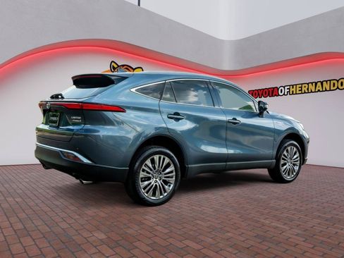 Used 2021 Toyota Venza Limited AWD/4WD image 6