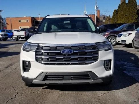 New 2026 Ford Explorer Active w/ Active Comfort Package AWD/4WD image 9