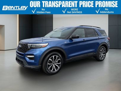Used 2022 Ford Explorer ST-Line w/ Class IV Trailer Tow Package