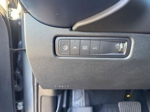 New 2026 Chevrolet Equinox EV LT image 21