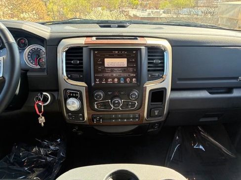 Used 2014 RAM 1500 Laramie image 14