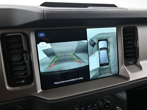 New 2025 Ford Bronco Outer Banks image 15