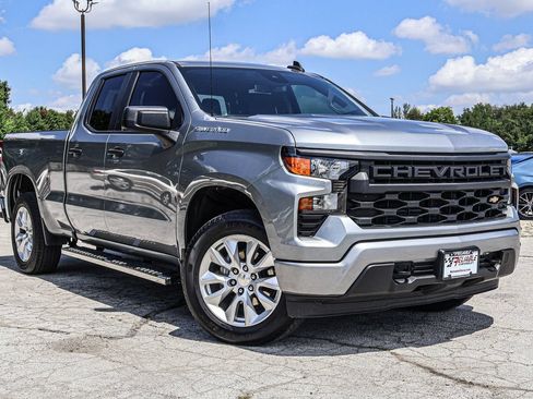 Used 2023 Chevrolet Silverado 1500 Custom AWD/4WD image 1