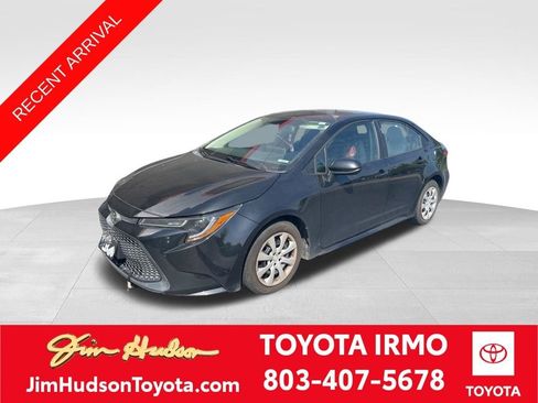 Used 2021 Toyota Corolla LE FWD image 1