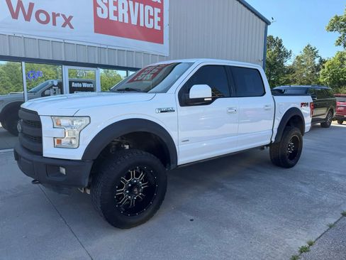 Used 2015 Ford F150 Lariat w/ Equipment Group 502A Luxury AWD/4WD image 20