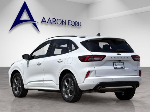 Used 2023 Ford Escape ST-Line w/ Tech Pack #1 AWD/4WD image 4