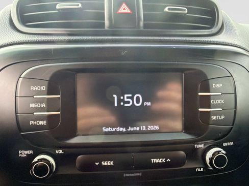 Used 2019 Kia Soul FWD image 24