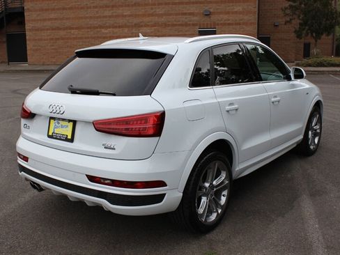 Used 2016 Audi Q3 2.0T Prestige w/ Prestige Package AWD/4WD image 4
