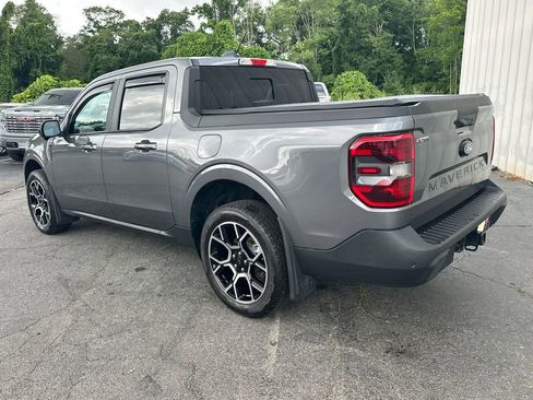 Used 2025 Ford Maverick Lariat AWD/4WD image 8