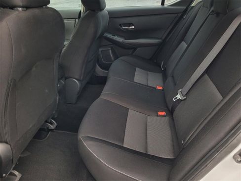 Used 2021 Nissan Sentra SV image 28