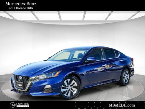 Used 2022 Nissan Altima 2.5 S w/ Driver Assist Package FWD image 1