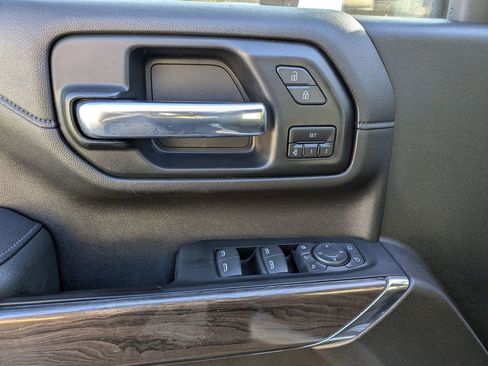 Certified 2022 Chevrolet Silverado 2500 LTZ w/ LTZ Plus Package image 11