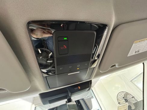 New 2026 Mitsubishi Outlander SE image 33