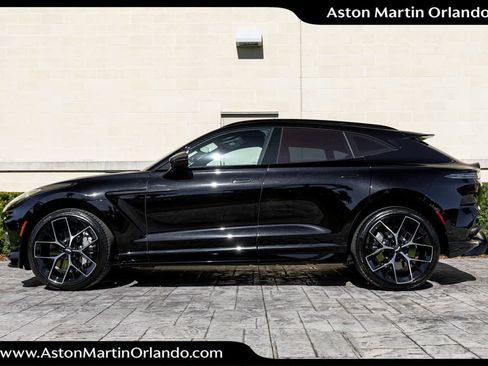 Used 2025 Aston Martin DBX 707 image 38