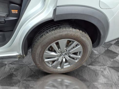 Used 2025 Nissan Pathfinder SV AWD/4WD image 26