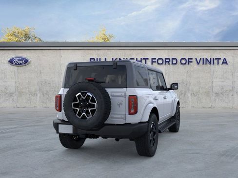 New 2025 Ford Bronco Outer Banks image 8