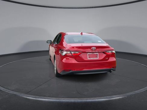 Used 2023 Toyota Camry LE FWD image 7