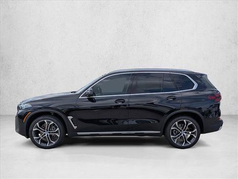 Certified 2026 BMW X5 sDrive40i RWD image 9