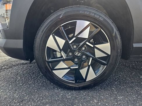 Used 2024 Hyundai Kona SEL AWD/4WD image 10