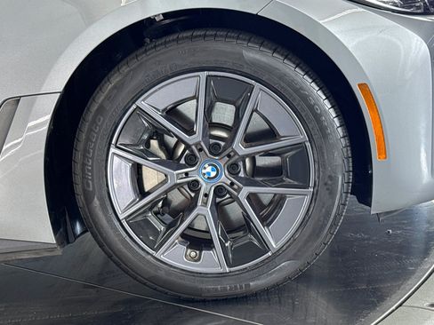 Used 2023 BMW i4 eDrive35 RWD image 13