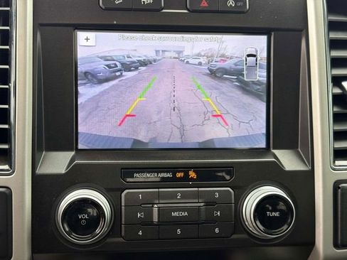 Used 2019 Ford F150 Lariat w/ Equipment Group 502A Luxury image 34