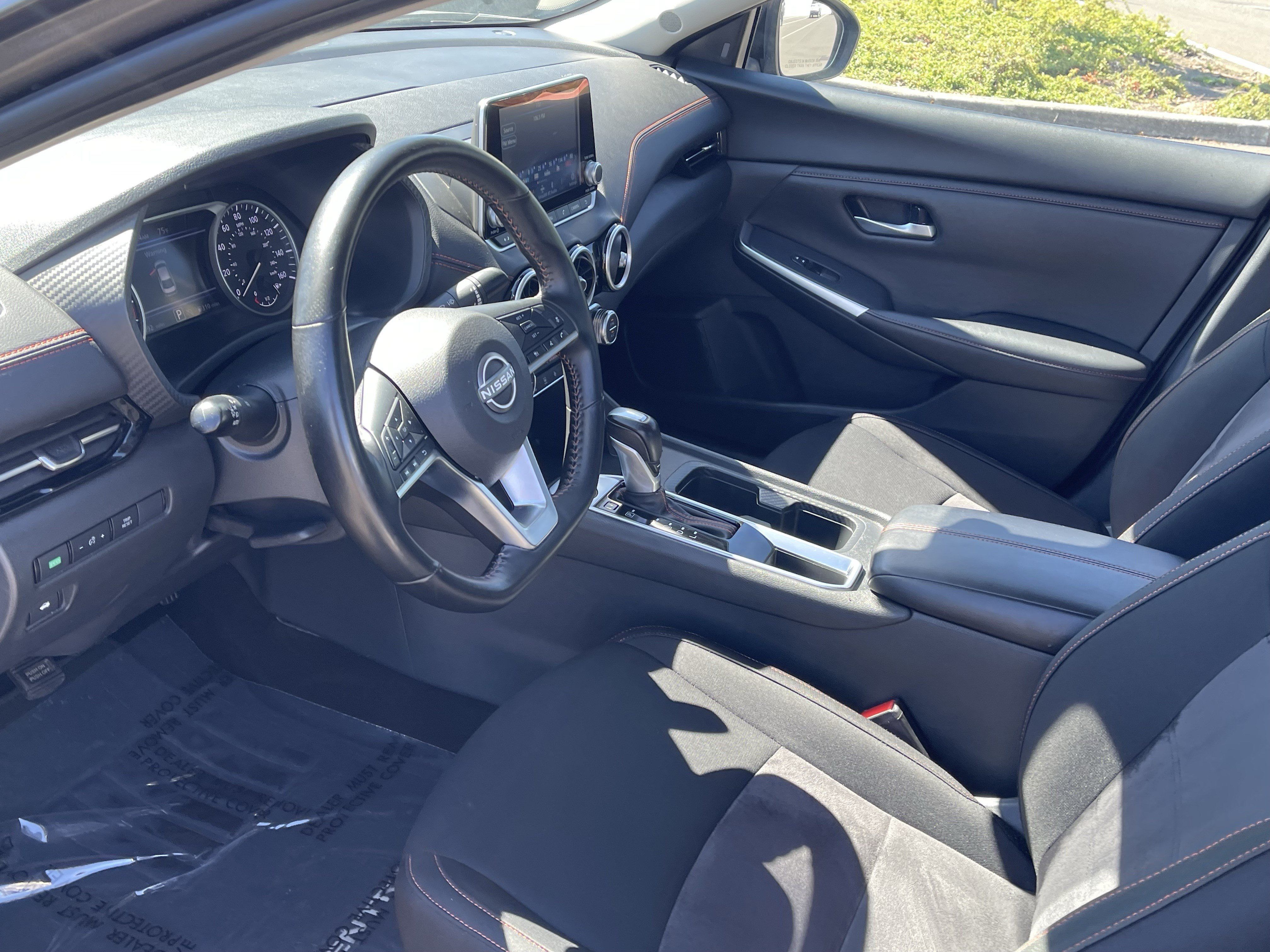 Used 2025 Nissan Sentra SR FWD image 10