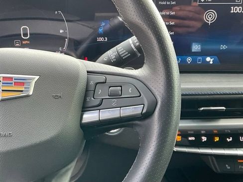 Used 2025 Cadillac XT4 Sport w/ Cold Weather Package FWD image 18