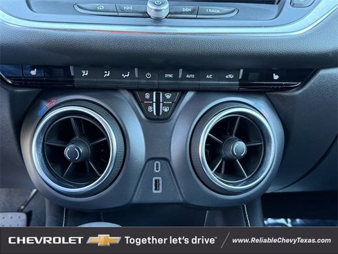 Certified 2025 Chevrolet Blazer LT image 21