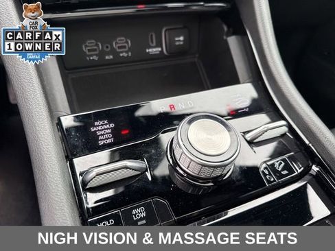 Used 2023 Jeep Grand Cherokee L Overland w/ Luxury Tech Group IV image 8