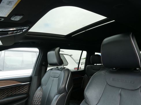 Used 2023 Jeep Grand Cherokee L Summit image 30