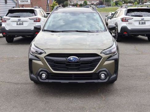 Certified 2025 Subaru Outback Onyx Edition w/ Popular Package #2 image 2