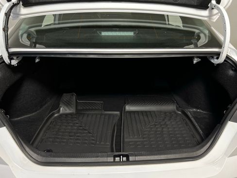 Used 2025 Toyota Camry LE image 23