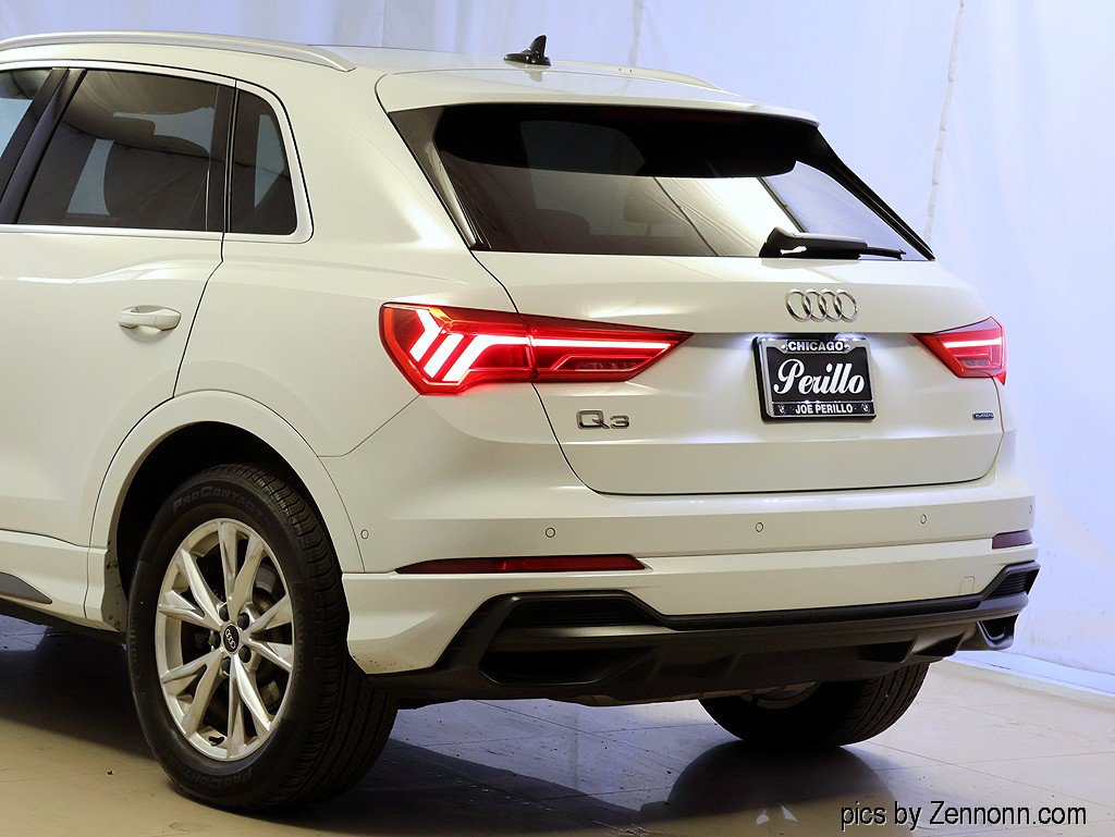 Used 2021 Audi Q3 2.0T Premium Plus w/ Premium Plus Package AWD/4WD image 8