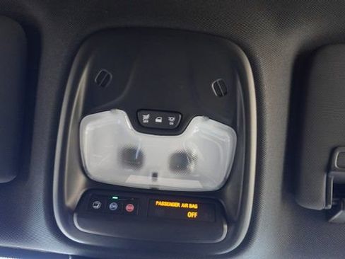 New 2025 GMC Canyon Elevation image 31