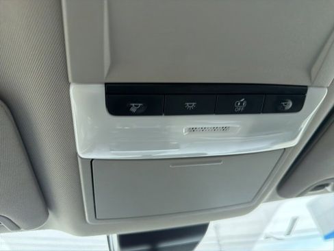 Used 2024 Nissan Altima 2.5 SV image 53