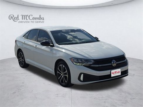 Used 2023 Volkswagen Jetta Sport FWD image 10