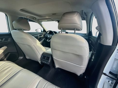 Certified 2023 Honda Accord Touring image 30