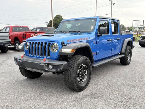 Used 2023 Jeep Gladiator Mojave w/ Cold Weather Group AWD/4WD image 2