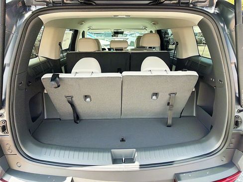 New 2026 Hyundai Santa Fe SE FWD image 12