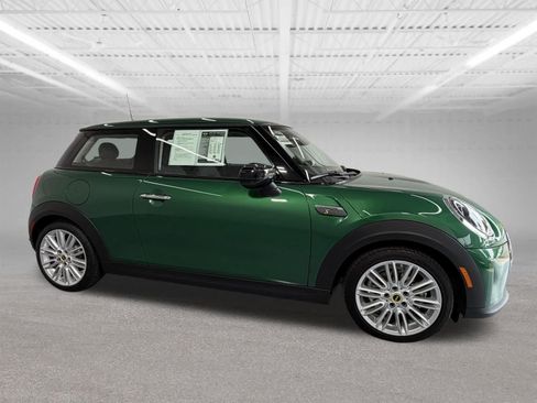 Used 2024 MINI Cooper SE FWD image 7