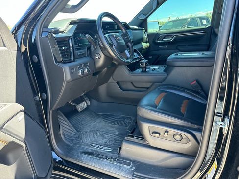 Used 2022 GMC Sierra 1500 AT4 w/ AT4 Premium Package AWD/4WD image 35
